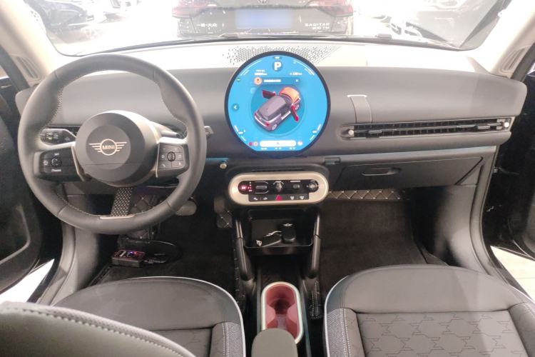 Used MINI Electric MINI COOPER 2024 456km COOPER E Classic Edition