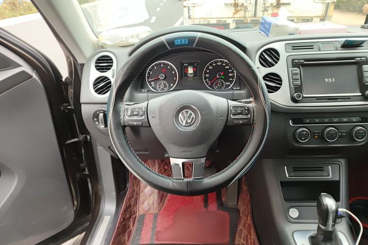 Used Volkswagen Tiguan L 2015 1.8TSI Automatic Two-Wheel Drive Luxury Model