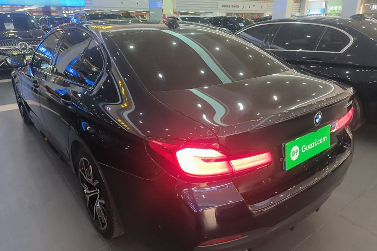 Used BMW 5 Series 2021 530i M Sport Package Rear Left 45 Deg