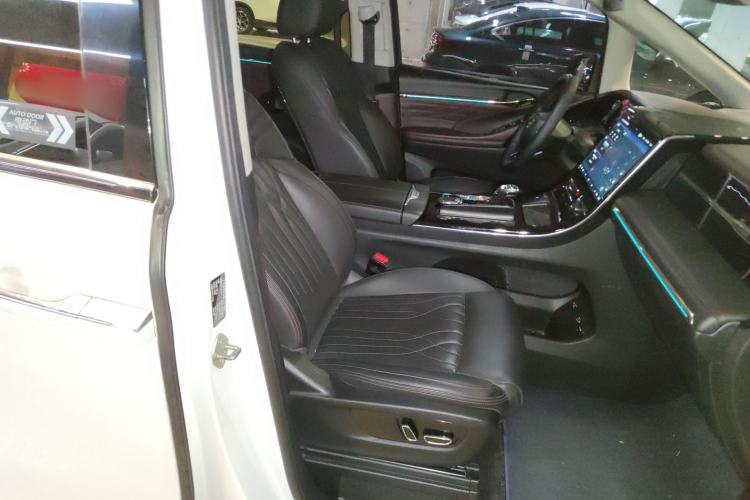 Used GAC Trumpchi M8 2024 Master Series 400T Ultimate Edition