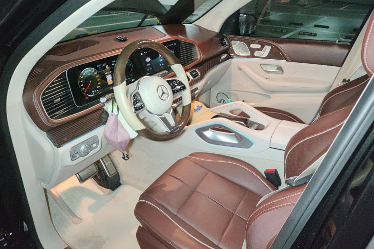 Used Mercedes-Benz Maybach GLS 2022 GLS 600 4MATIC Celebration Edition Driver Seat