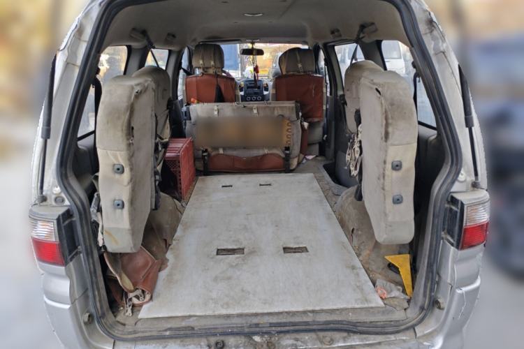 Used FORTHING Lingzhi 2014 V3 1.5L 7-Seater Comfort Model
