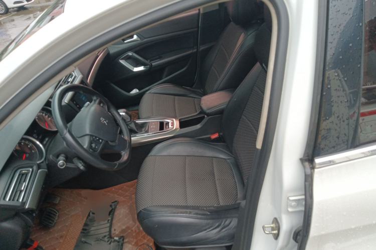 Used Peugeot 408 2018 350THP Automatic Luxury Edition Left Front Seat