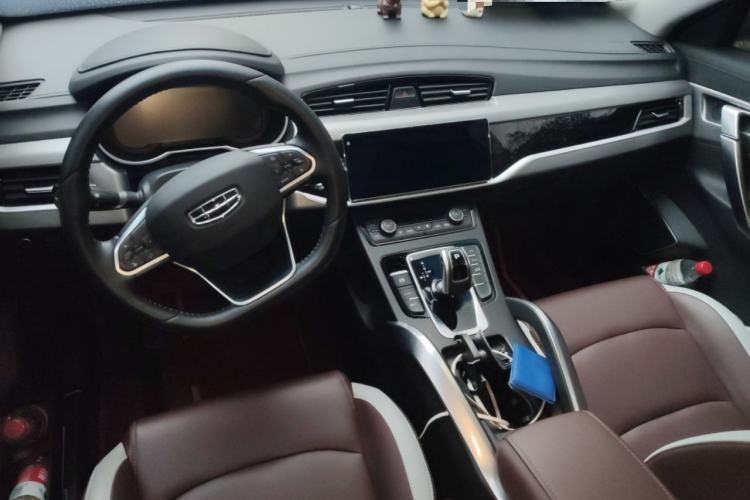 Used Geely Auto Emgrand X7 Sport 2022 1.8TD DCT Zhiya Trim