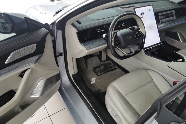 Used NETA S 2022 Extended-Range Version 1160 km Range Rear-Wheel Drive Mid-Grade