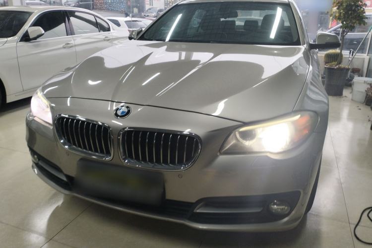 Used BMW 5 Series 2014 520Li Elegant Model
