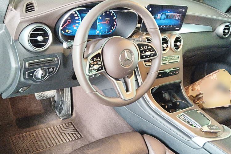 Used Mercedes-Benz GLC 2020 GLC 260 L 4MATIC Luxury Model
