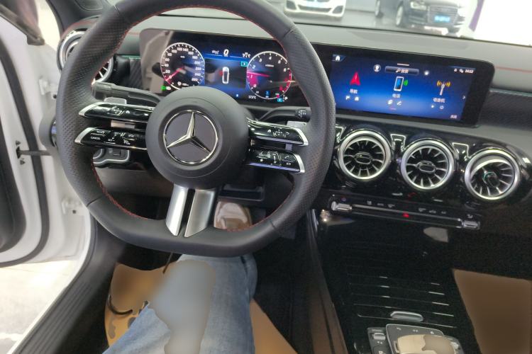 Used Mercedes-Benz A-Class 2023 A 200 L Fashion Model
