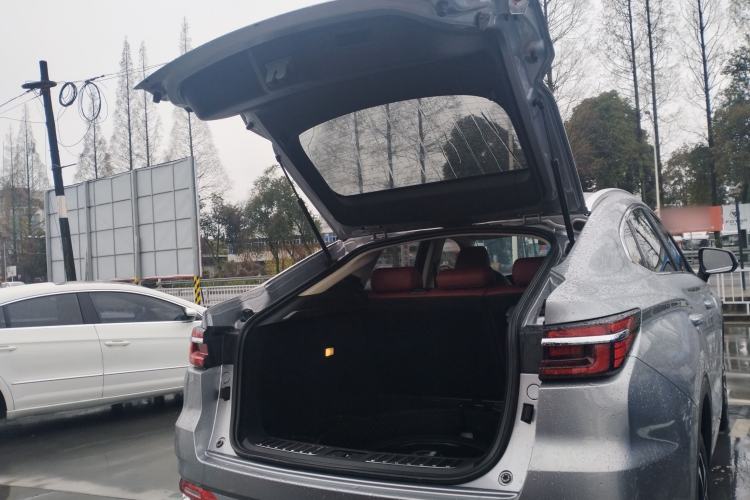 Used Changan CS85 COUPE 2019 1.5T DCT Dynamic Version China VI Standard
