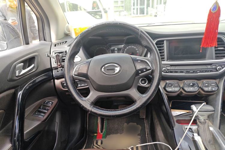 Used GAC Trumpchi GS4 2017 200T G-DCT Two-Wheel Drive Elite Edition Steering Wheel