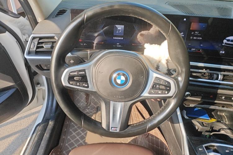 Used BMW i3 2022 eDrive 35 L
