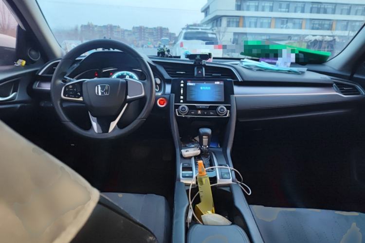 Used Honda Civic 2016 220TURBO CVT Luxury Edition
