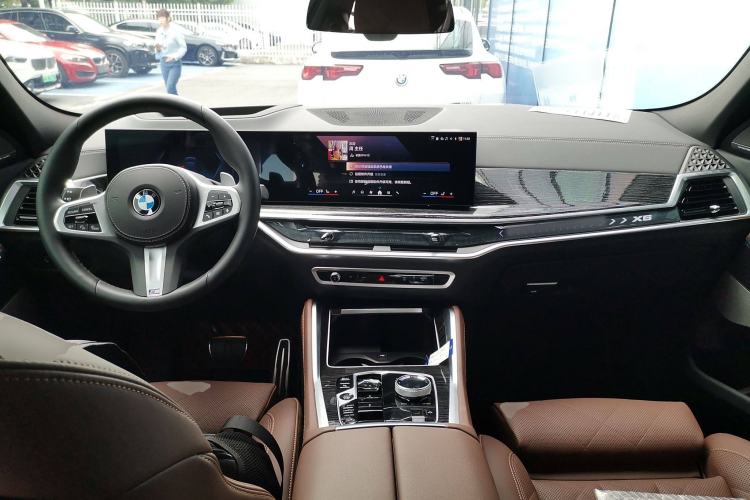 Used BMW X6 2023 xDrive40i M Sport Package
