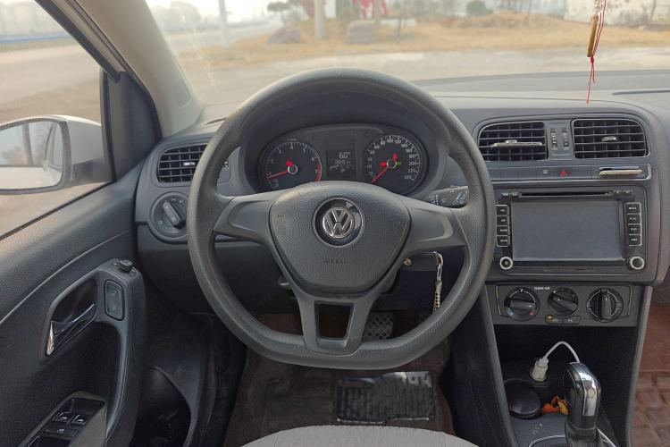 Used Volkswagen Polo 2016 1.4L Automatic Trendy Model Steering Wheel
