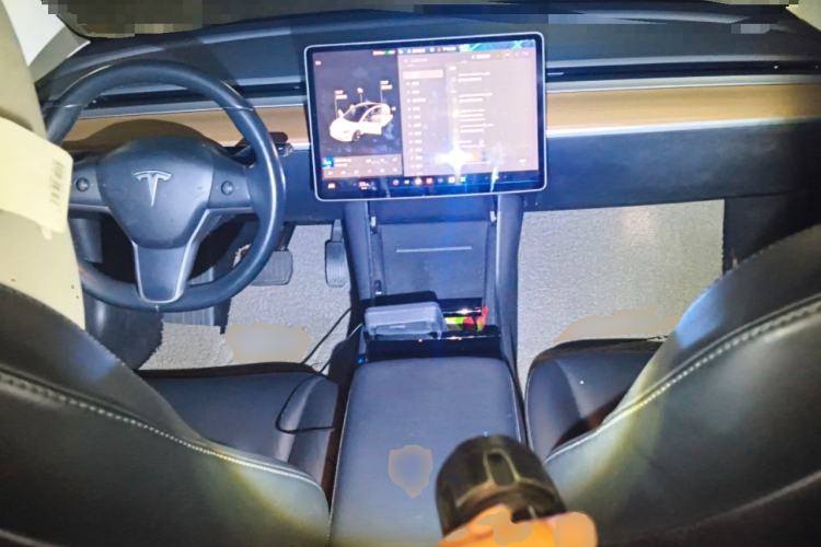 Used Tesla Model 3 2019 Long-Range Rear-Wheel-Drive Version