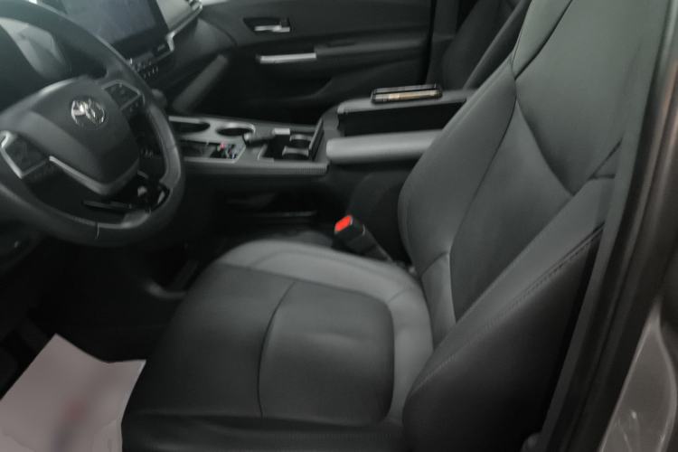 Used Toyota SIENNA 2021 2.5L Hybrid Ultimate Edition