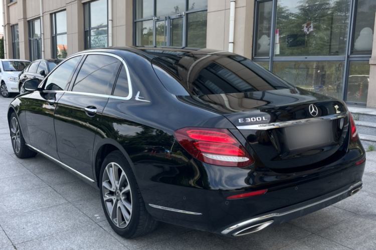 Used Mercedes-Benz E-Class 2018 Facelift E 200 L Exterior 8