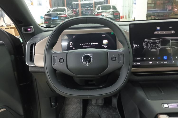 Used Volvo Volvo XC70 Plug-in Hybrid 2026 Model Four-Wheel Drive Long-Range Core
