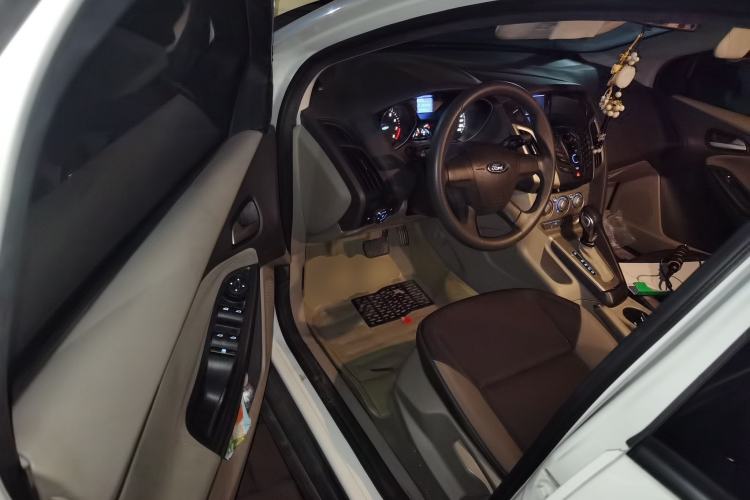 Used Ford Focus 2012 Sedan 1.6L Automatic Comfort Model