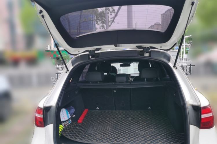 Used Mercedes-Benz GLC 2019 GLC 260 L 4MATIC Dynamic Model