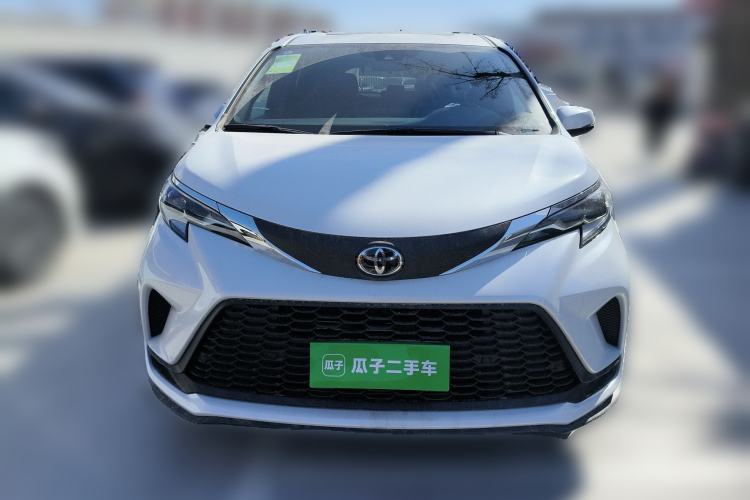 Used Toyota Granvia 2026 Model 2.5L Hybrid Comfort Edition