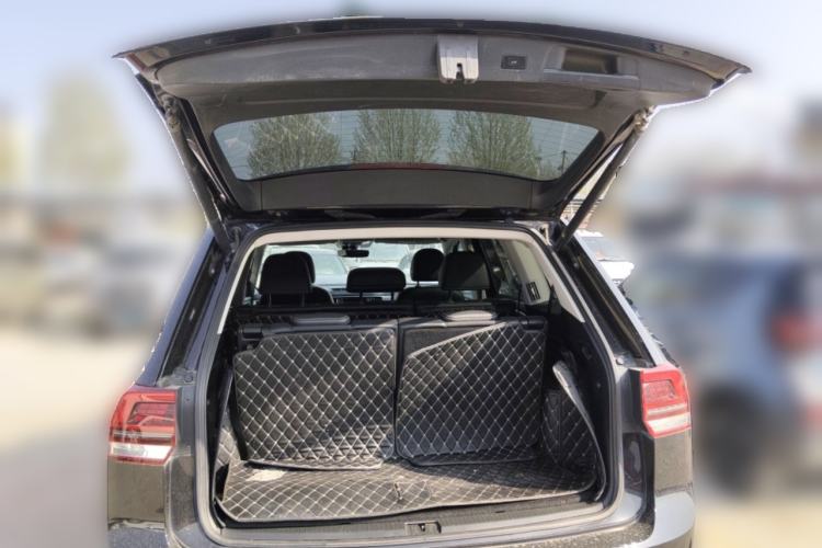 Used Volkswagen Teramont 2017 330TSI Two-Wheel-Drive Luxury Edition
