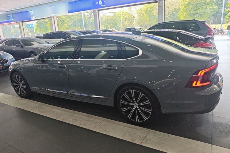 Used Volvo S90 2022 B5 Zhiyuan Luxury Edition