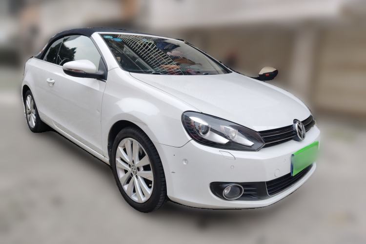 Used Volkswagen Golf 2012 1.4TSI Luxury Convertible Edition Front Right 45 Deg
