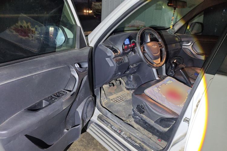 Used Chery Tiggo 3 2015 1.6L Manual Zhishang Commemorative Edition