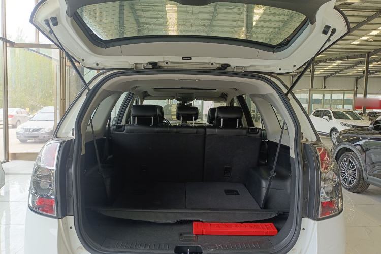 Used Chevrolet Captiva 2014 2.4L 4x4 Flagship Edition 7 Seats