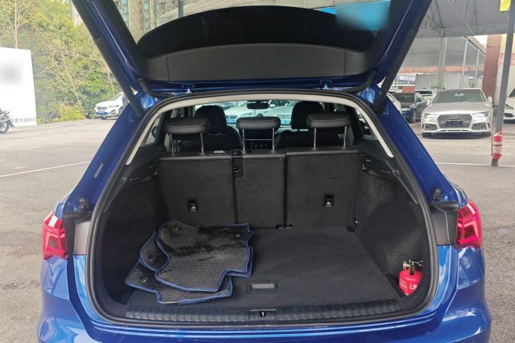 Used Audi Q3 2021 35 TFSI Fashion Dynamic Model
