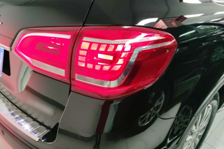 Used Haval H6 2015 Sport Edition 1.5T Automatic Two-Wheel Drive Luxury Model
