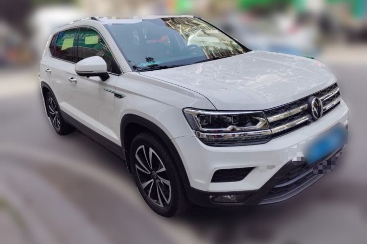 Used Volkswagen Tharu 2021 280TSI Two-Wheel-Drive Luxury Plus Edition Front Right 45 Deg