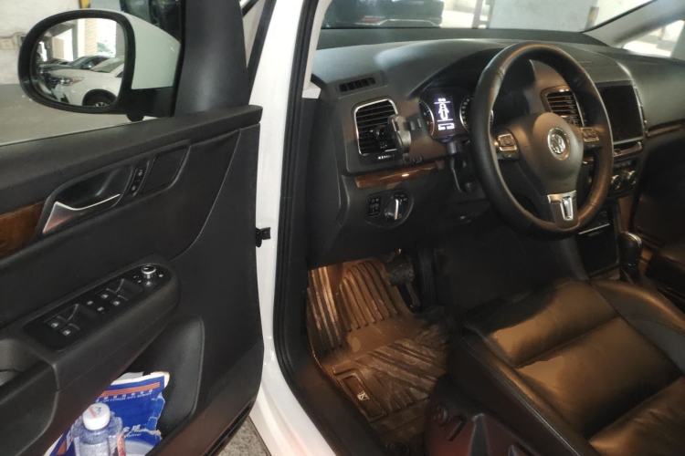 Used Volkswagen Sharan 2013 1.8TSI Comfort Model Euro IV
