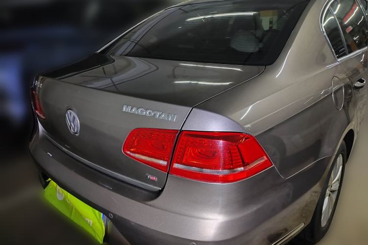 Used Volkswagen Magotan 2013 1.8TSI Premier Model
