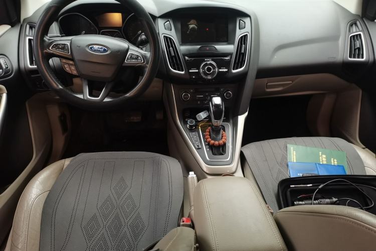 Used Ford Focus 2015 Sedan EcoBoost 180 Automatic Flagship Model