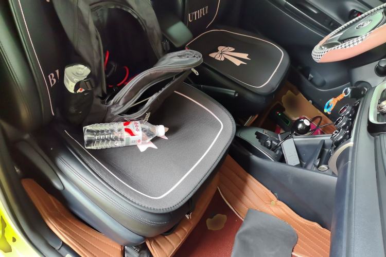 Used Toyota YARiS L Zhi Xuan 2016 Revised 1.5E CVT Charming Edition Right Front Seat