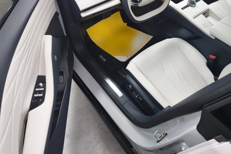 Used Geely Galaxy E8 2024 665 km Range Rear-Drive Starship Long-Range Version