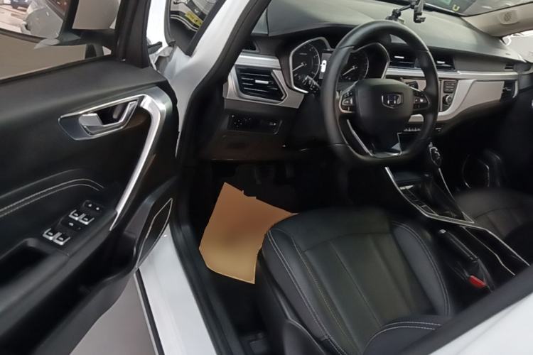 Used Geely Auto Vision X3 2019 Upgraded Model 1.5L CVT Elite Version

