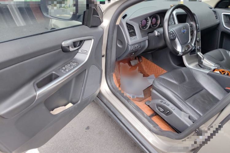 Used Volvo XC60 2013 T5 Comfort Edition
