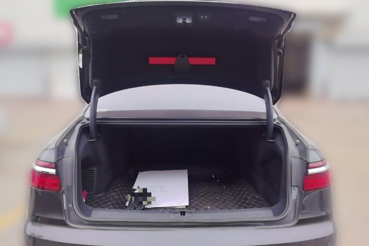 Used Audi A8 2022 A8L 50 TFSI quattro Comfort Edition Collector's Model
