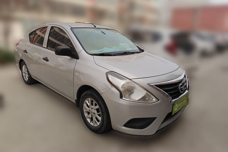 Used Nissan Sunny 2015 1.5XE Manual Comfort Edition
