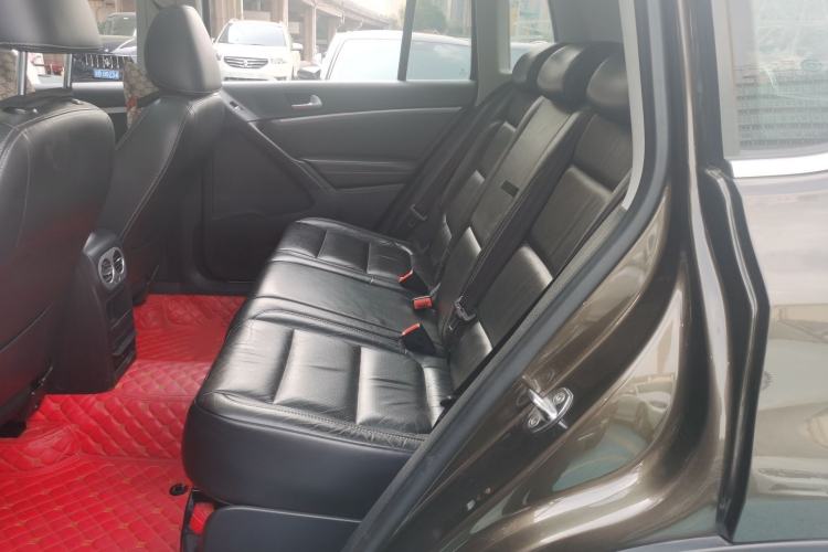 Used Volkswagen Tiguan 2016 300TSI Automatic Two-Wheel Drive Luxury Edition Left Rear Seat