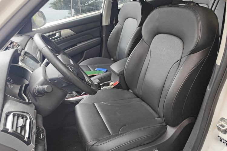 Used Haval H2 2017 Blue Label 1.5T Manual Two-Wheel Drive Luxury Model
