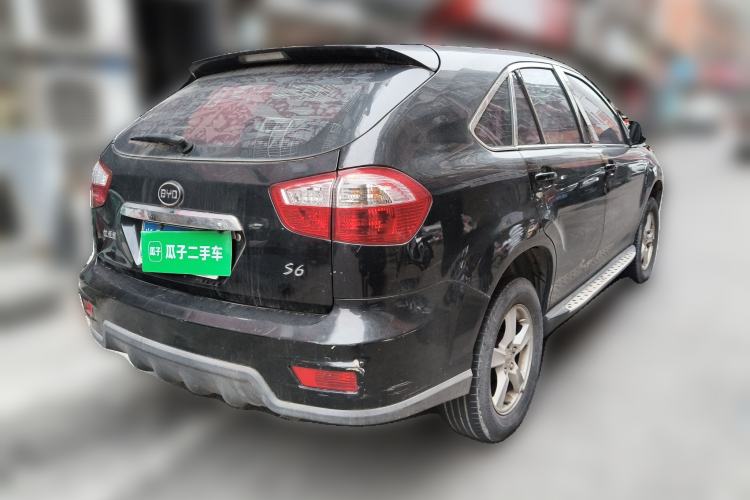 Used BYD S6 2014 2.0L Manual Luxury 5-Seater Rear Right 45 Deg