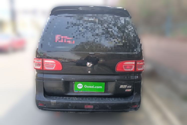 Used FORTHING Lingzhi 2017 M5L 1.6L 9-Seater Comfort Model