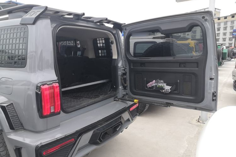 Used Tank 300 2023 City Edition 2.0T—Stylish as Ever