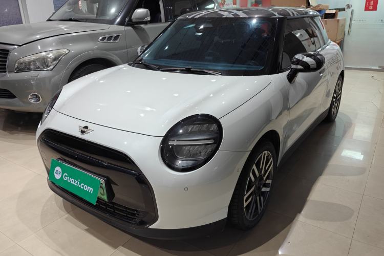 Used MINI Electric COOPER 2025 456km COOPER E Classic Style