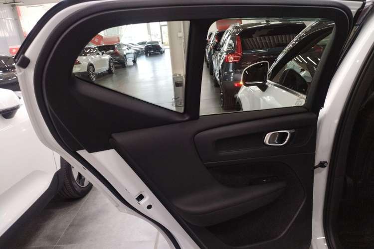 Used Volvo XC40 2022 T4 Four-Wheel Drive Smart & Luxurious Edition