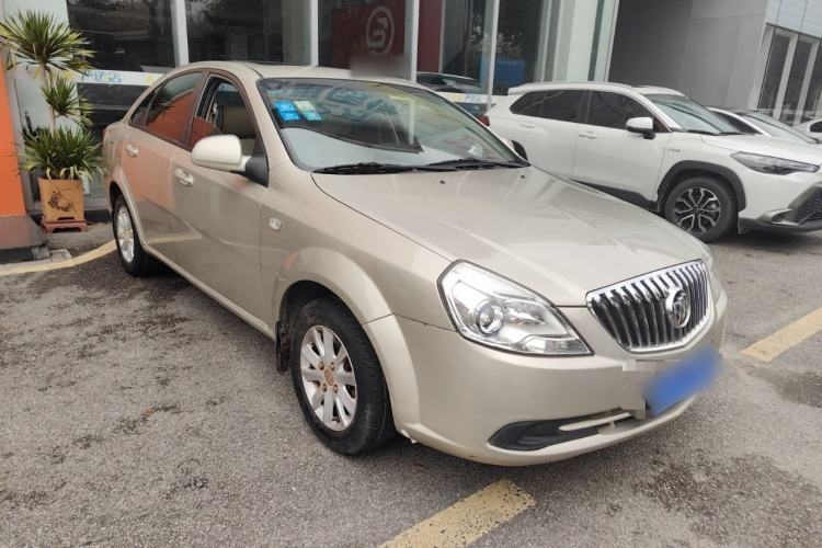 Used Buick Excelle 2015 1.5L Manual Classic Trim Front Right 45 Deg